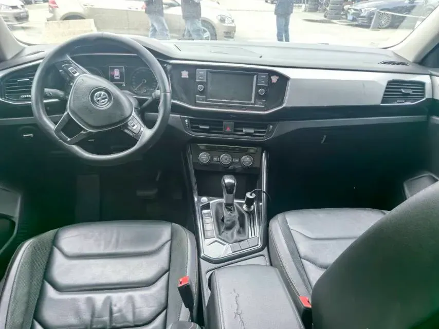 2019 Jeep Cherokee 2.0T 234HP L4 9AT,autocango,china used car exporter,china ev exporter,chinese used car exporter,chinese used ev exporter