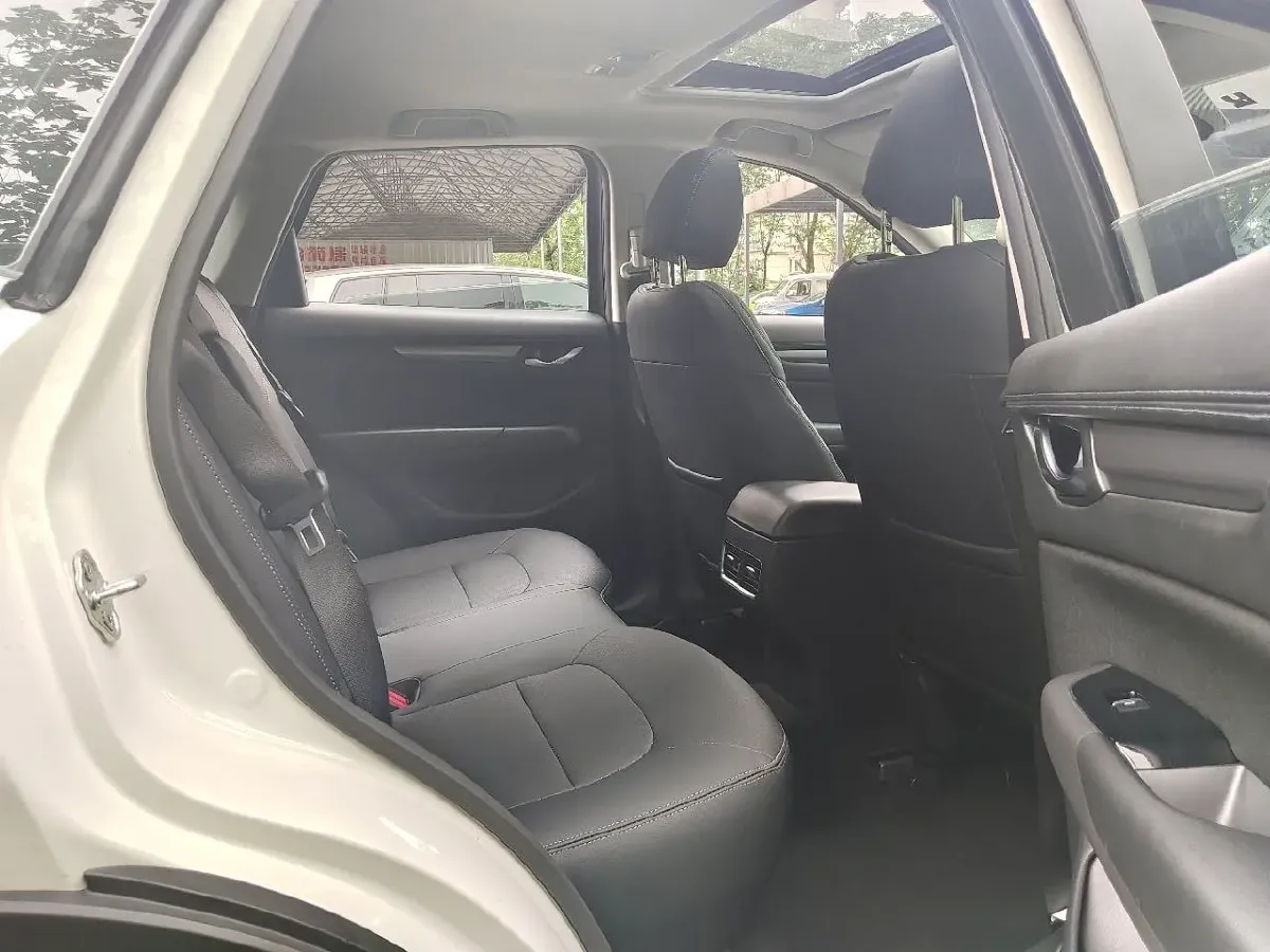 2022 Hyundai Tucson 2.0L 150HP L4 6AT Hybrid,autocango,china used car exporter,china ev exporter,chinese used car exporter,chinese used ev exporter