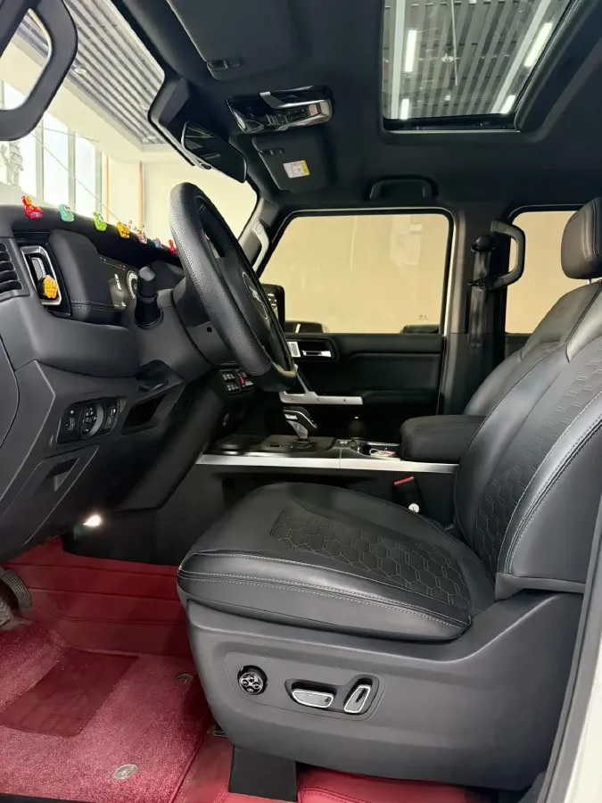 2024 212 212 T01 2.0T 252HP L4 8AT,autocango,china used car exporter,china ev exporter,chinese used car exporter,chinese used ev exporter