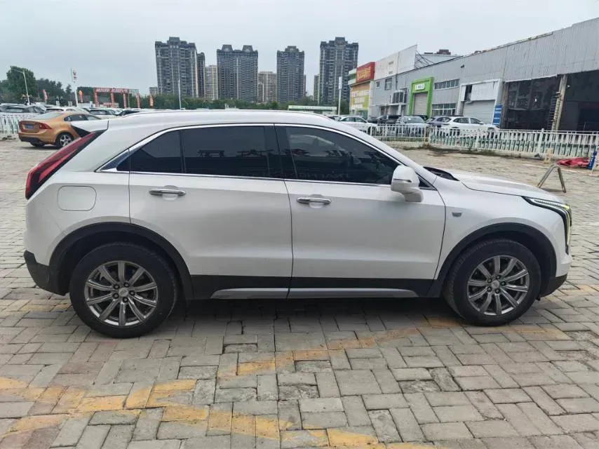 2020 Cadillac XT4 2.0T 241HP L4 9AT,autocango,china used car exporter,china ev exporter,chinese used car exporter,chinese used ev exporter