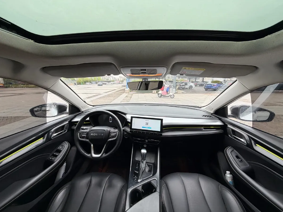 2021 Roewe i5 1.5L 120HP L4 CVT,autocango,china used car exporter,china ev exporter,chinese used car exporter,chinese used ev exporter