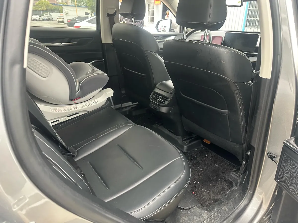 2021 Haval H6 1.5T 169HP L4 7DCT,autocango,china used car exporter,china ev exporter,chinese used car exporter,chinese used ev exporter