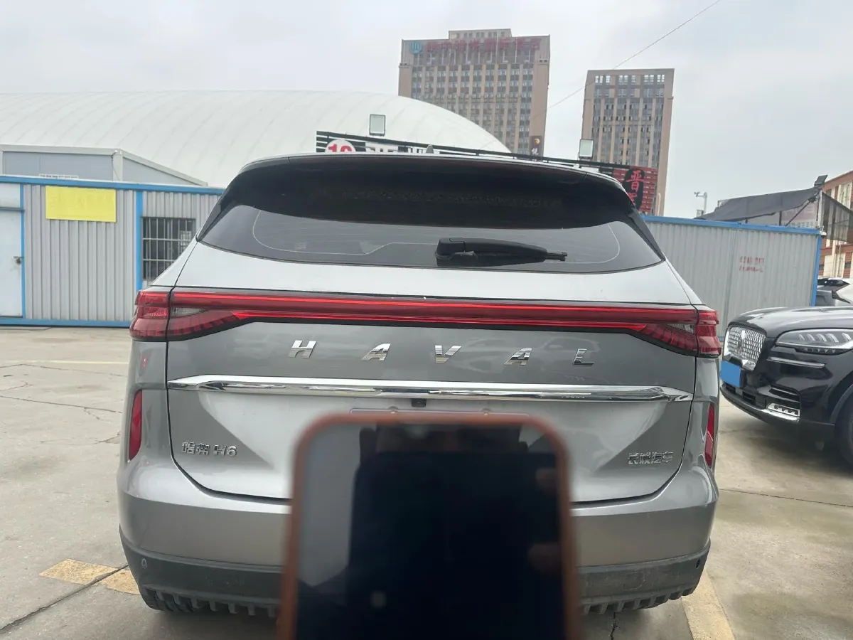 2021 Haval H6 1.5T 169HP L4 7DCT,autocango,china used car exporter,china ev exporter,chinese used car exporter,chinese used ev exporter