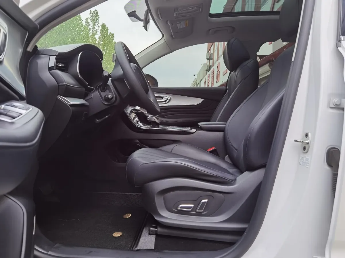 2019 Roewe RX5 MAX 1.5T 173HP L4 6AT,autocango,china used car exporter,china ev exporter,chinese used car exporter,chinese used ev exporter