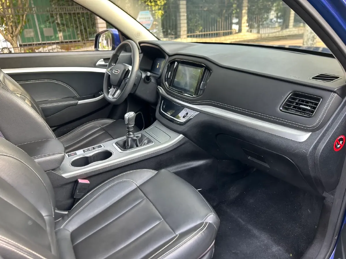 2020 Yema BoJun 1.5T 150HP L4 6MT,autocango,china used car exporter,china ev exporter,chinese used car exporter,chinese used ev exporter