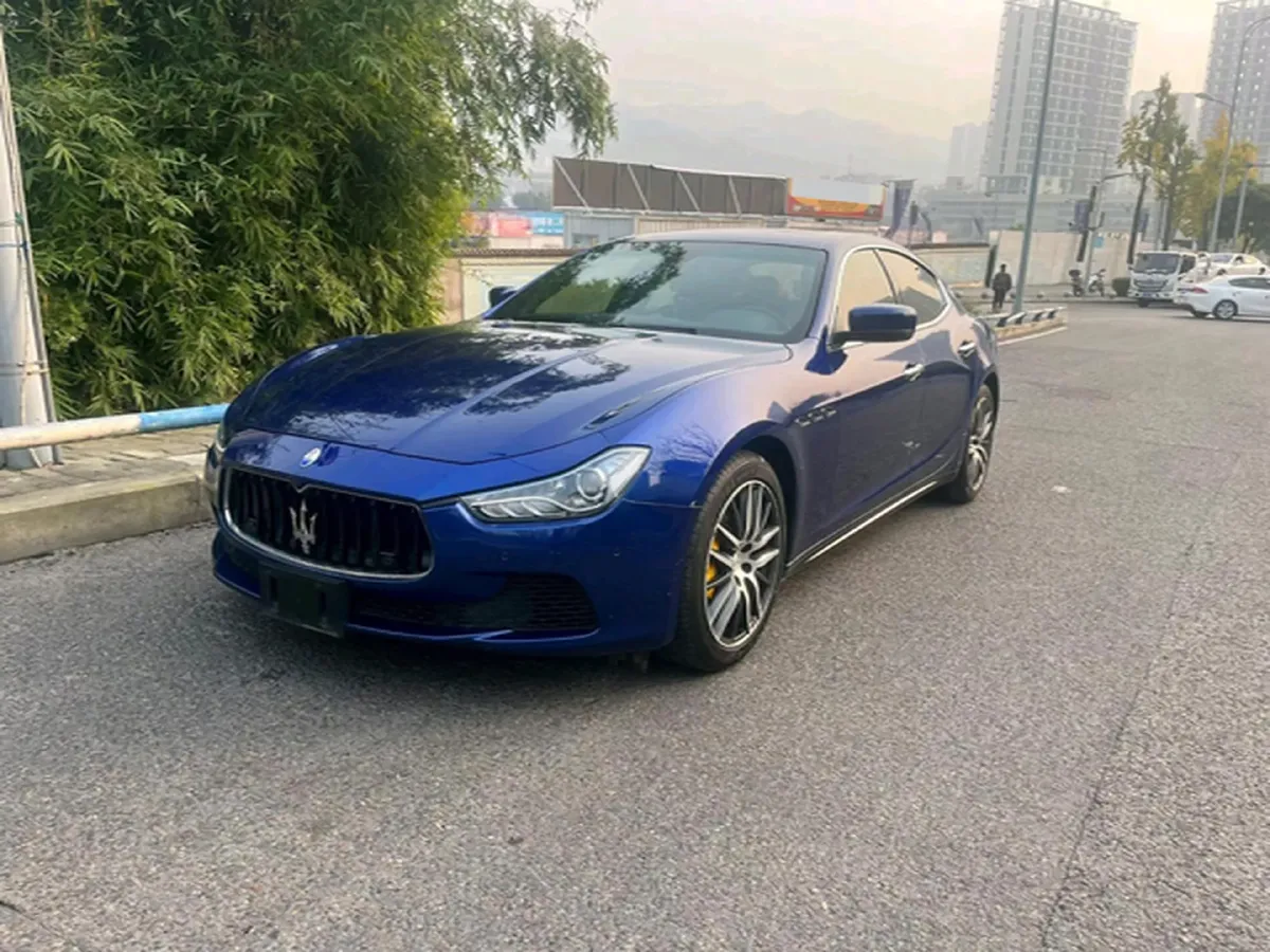 2013 Land Rover Discovery 3.0T 249HP V6 8AT,autocango,china used car exporter,china ev exporter,chinese used car exporter,chinese used ev exporter