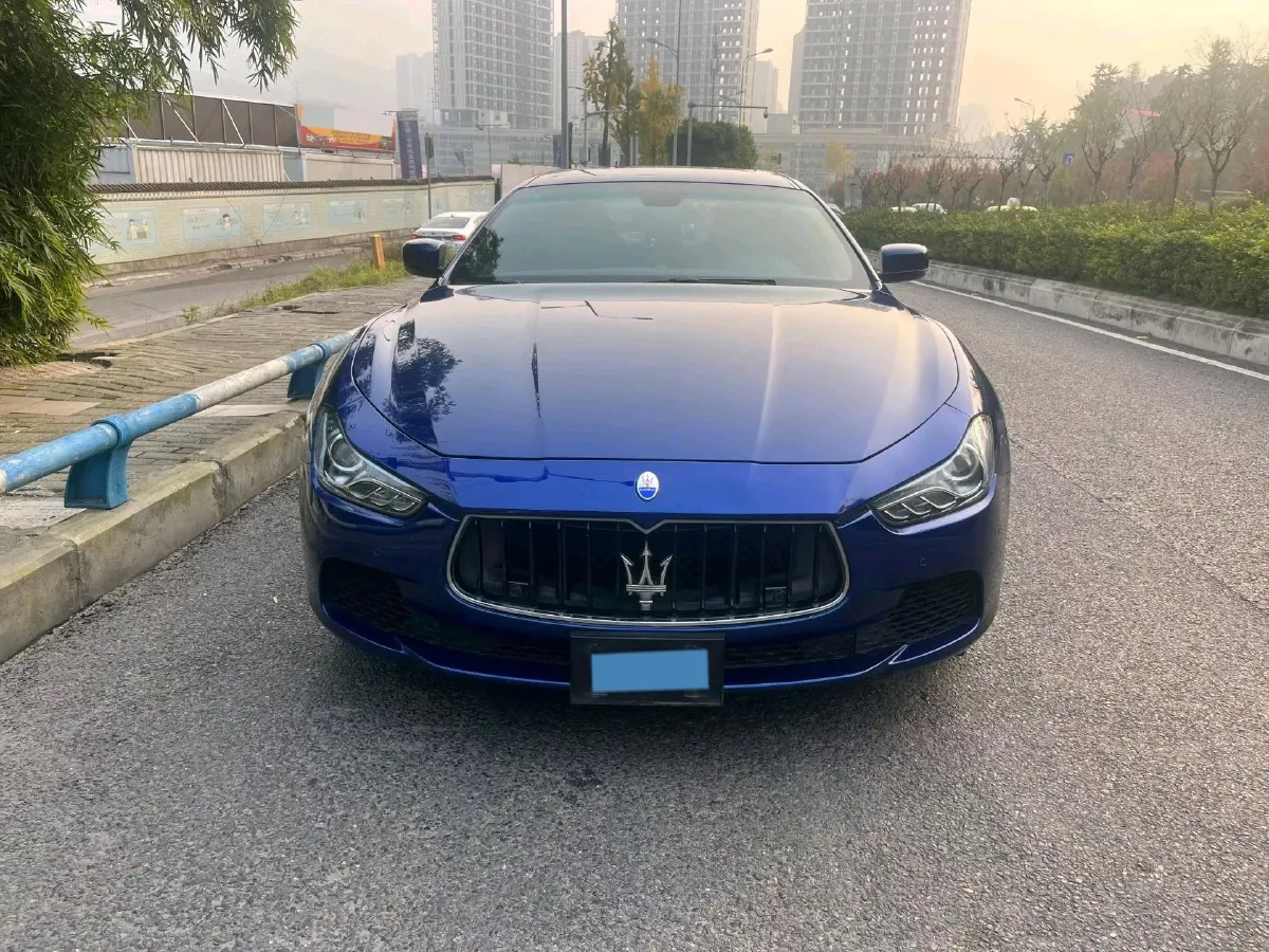 2013 Land Rover Discovery 3.0T 249HP V6 8AT,autocango,china used car exporter,china ev exporter,chinese used car exporter,chinese used ev exporter