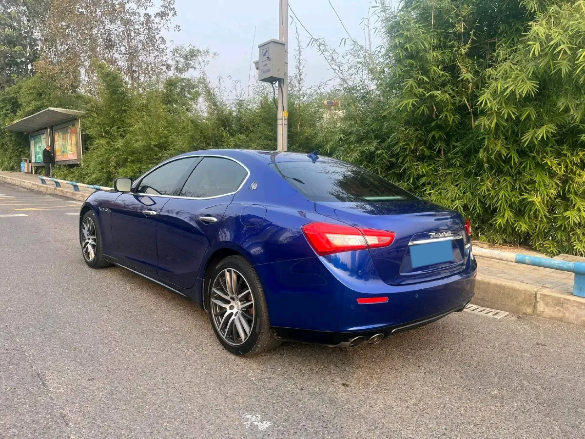 2013 Land Rover Discovery 3.0T 249HP V6 8AT,autocango,china used car exporter,china ev exporter,chinese used car exporter,chinese used ev exporter