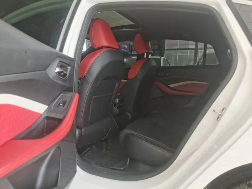 2023 MG 5 1.5L 129HP L4 5MT,autocango,china used car exporter,china ev exporter,chinese used car exporter,chinese used ev exporter