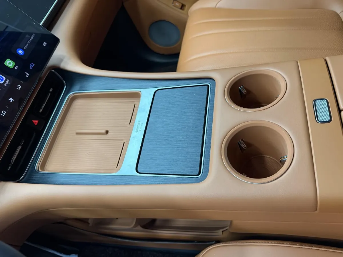 2026 AITO AITO M7 REEV 160HP REEV,autocango,china used car exporter,china ev exporter,chinese used car exporter,chinese used ev exporter