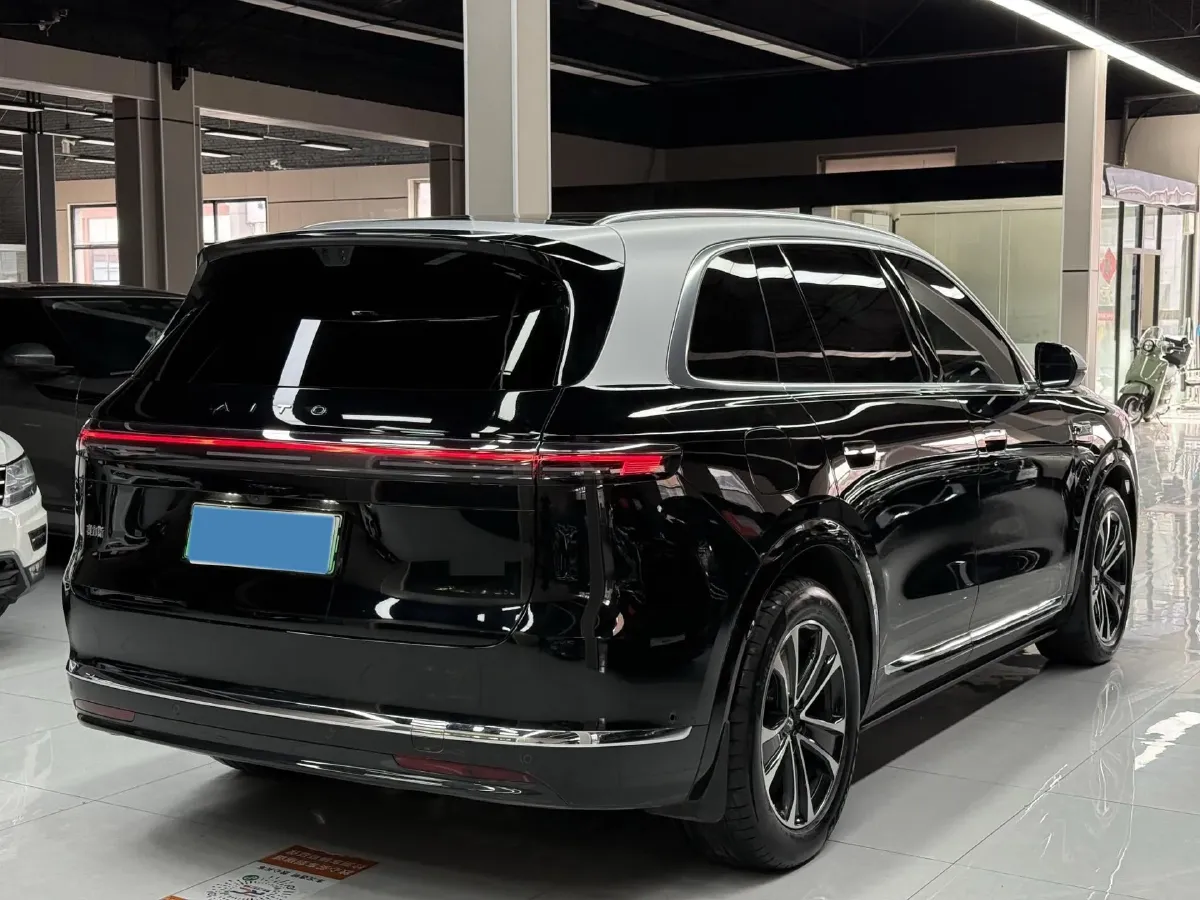 2026 AITO AITO M7 REEV 160HP REEV,autocango,china used car exporter,china ev exporter,chinese used car exporter,chinese used ev exporter