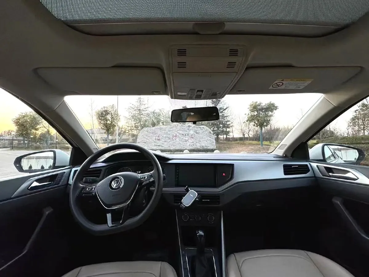 2019 Volkswagen Polo 1.5L 113HP L4 6AT,autocango,china used car exporter,china ev exporter,chinese used car exporter,chinese used ev exporter