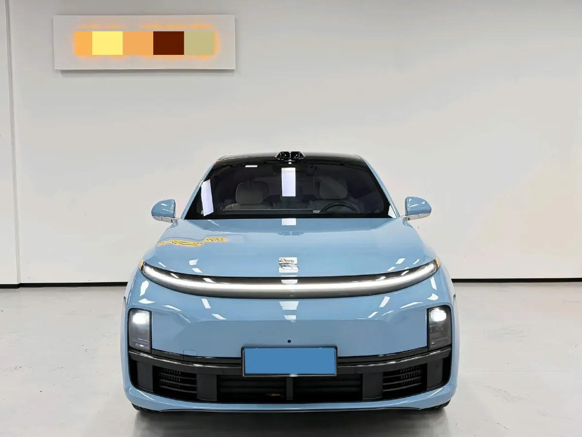 2024 Li L8 Range Extended 154HP REEV 52.3KWH,autocango,china used car exporter,china ev exporter,chinese used car exporter,chinese used ev exporter