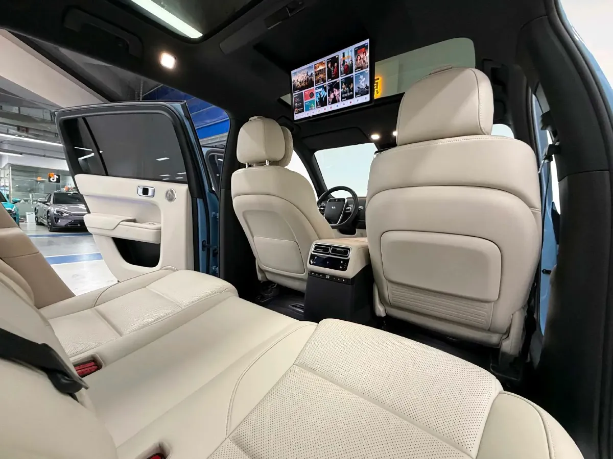 2024 Li L8 Range Extended 154HP REEV 52.3KWH,autocango,china used car exporter,china ev exporter,chinese used car exporter,chinese used ev exporter