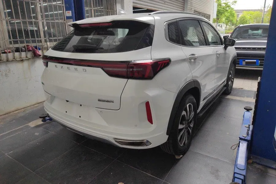 2022 Exceed LXC-DM 1.5T 156HP L4 3DHT PHEV 19.27KWH,autocango,china used car exporter,china ev exporter,chinese used car exporter,chinese used ev exporter