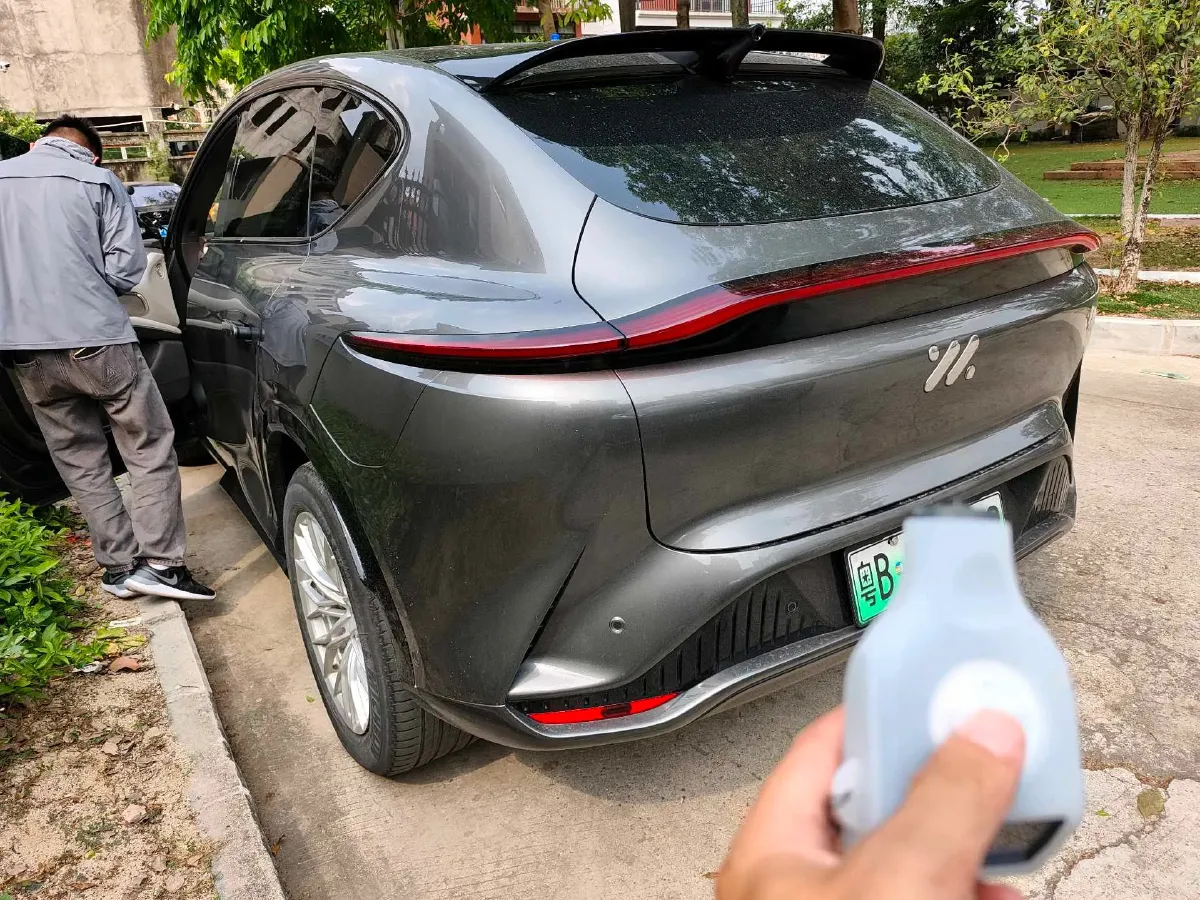 2023 IM LS7 BEV 100KWH,autocango,china used car exporter,china ev exporter,chinese used car exporter,chinese used ev exporter