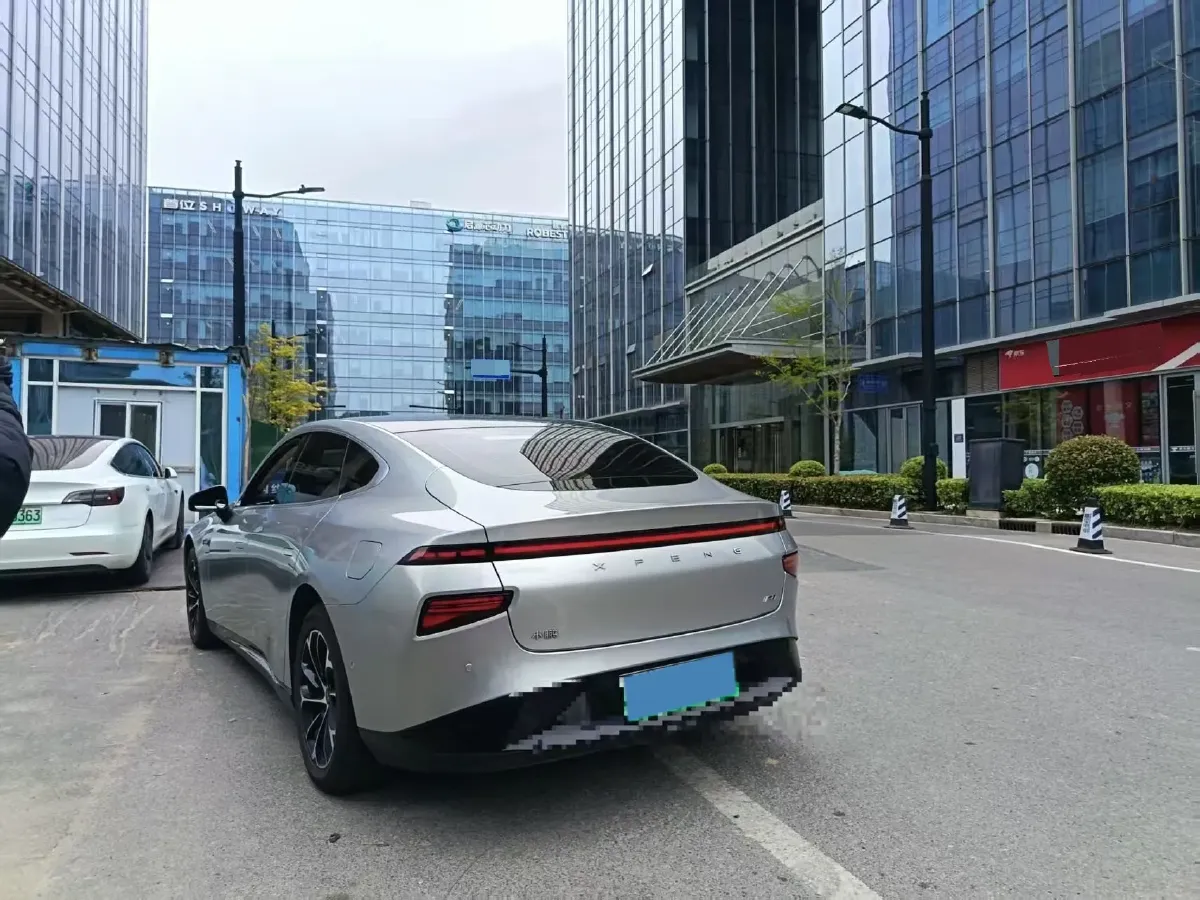 2021 Xpeng P7 BEV 60.2KWH,autocango,china used car exporter,china ev exporter,chinese used car exporter,chinese used ev exporter