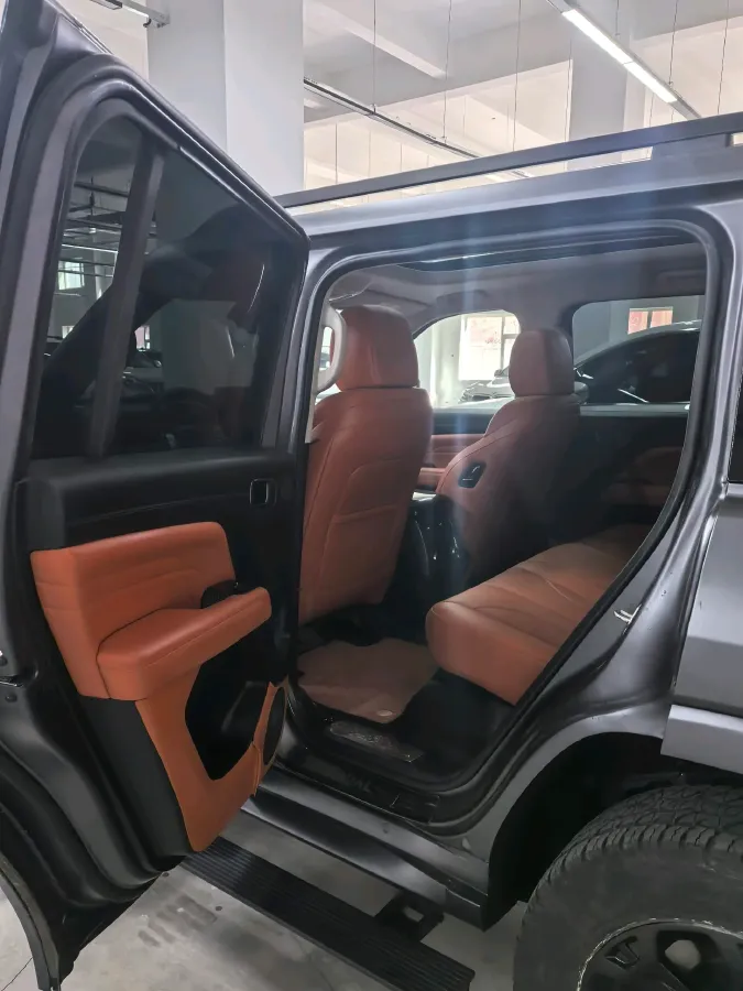 2024 Haval H9 2.0T 224HP L4 8AT,autocango,china used car exporter,china ev exporter,chinese used car exporter,chinese used ev exporter