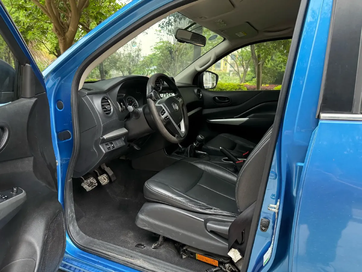 2020 Dongfeng RuiQi 6 2.4L 158HP L4 5MT,autocango,china used car exporter,china ev exporter,chinese used car exporter,chinese used ev exporter