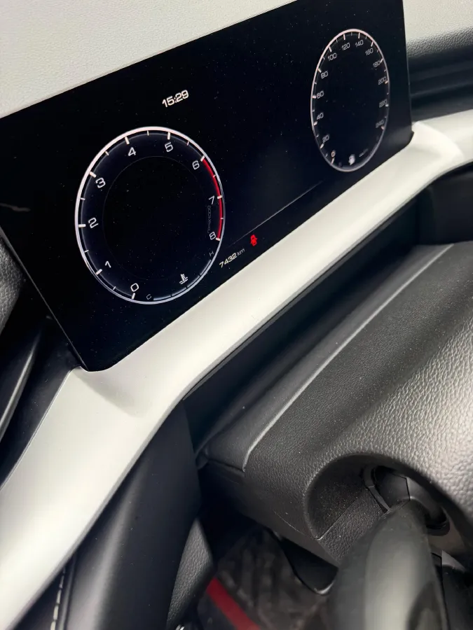 2024 Haval H6 1.5T 184HP L4 7DCT,autocango,china used car exporter,china ev exporter,chinese used car exporter,chinese used ev exporter