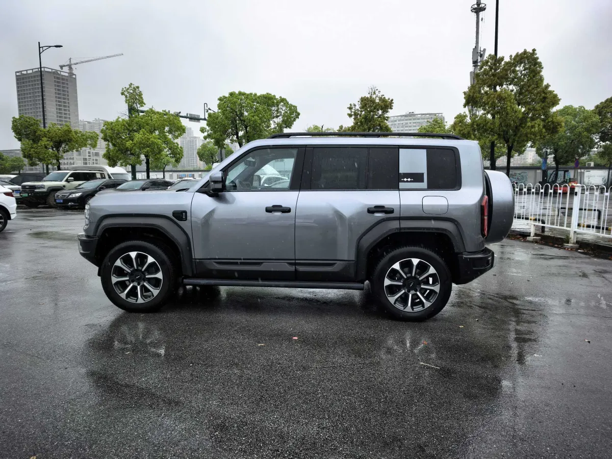 2023 FangChengBao Bao 5 1.5T 194HP L4 E-CVT PHEV 31.8KWH,autocango,china used car exporter,china ev exporter,chinese used car exporter,chinese used ev exporter