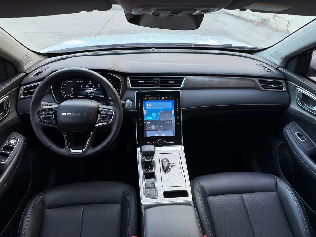 2023 Roewe RX5 1.5T 181HP L4 7DCT,autocango,china used car exporter,china ev exporter,chinese used car exporter,chinese used ev exporter