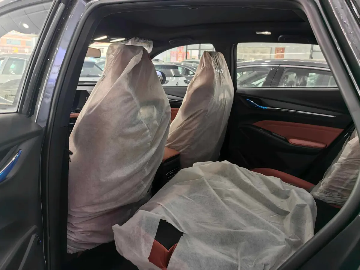 2026 ChangAn X5 PLUS 1.5T 192HP L4 7DCT,autocango,china used car exporter,china ev exporter,chinese used car exporter,chinese used ev exporter