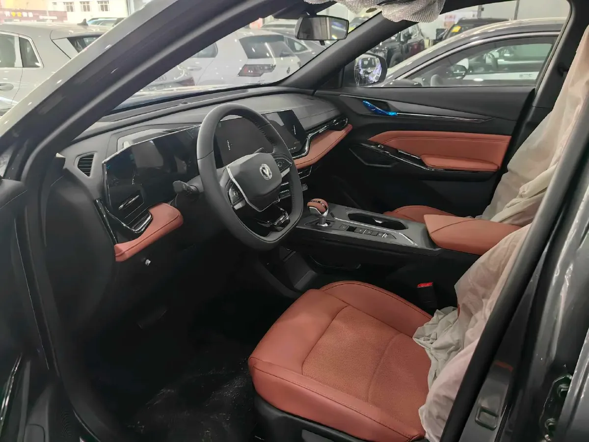 2026 ChangAn X5 PLUS 1.5T 192HP L4 7DCT,autocango,china used car exporter,china ev exporter,chinese used car exporter,chinese used ev exporter