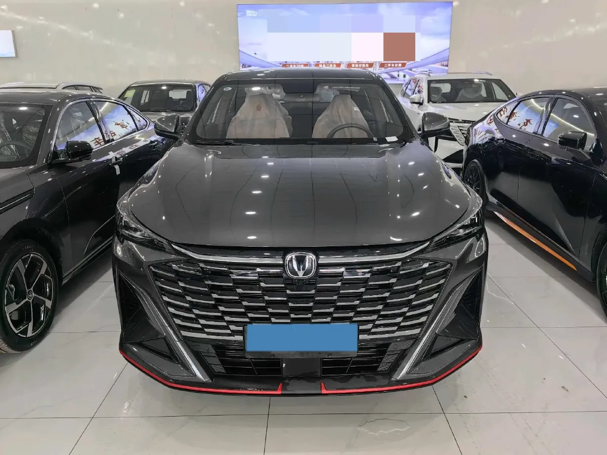 2026 ChangAn X5 PLUS 1.5T 192HP L4 7DCT,autocango,china used car exporter,china ev exporter,chinese used car exporter,chinese used ev exporter