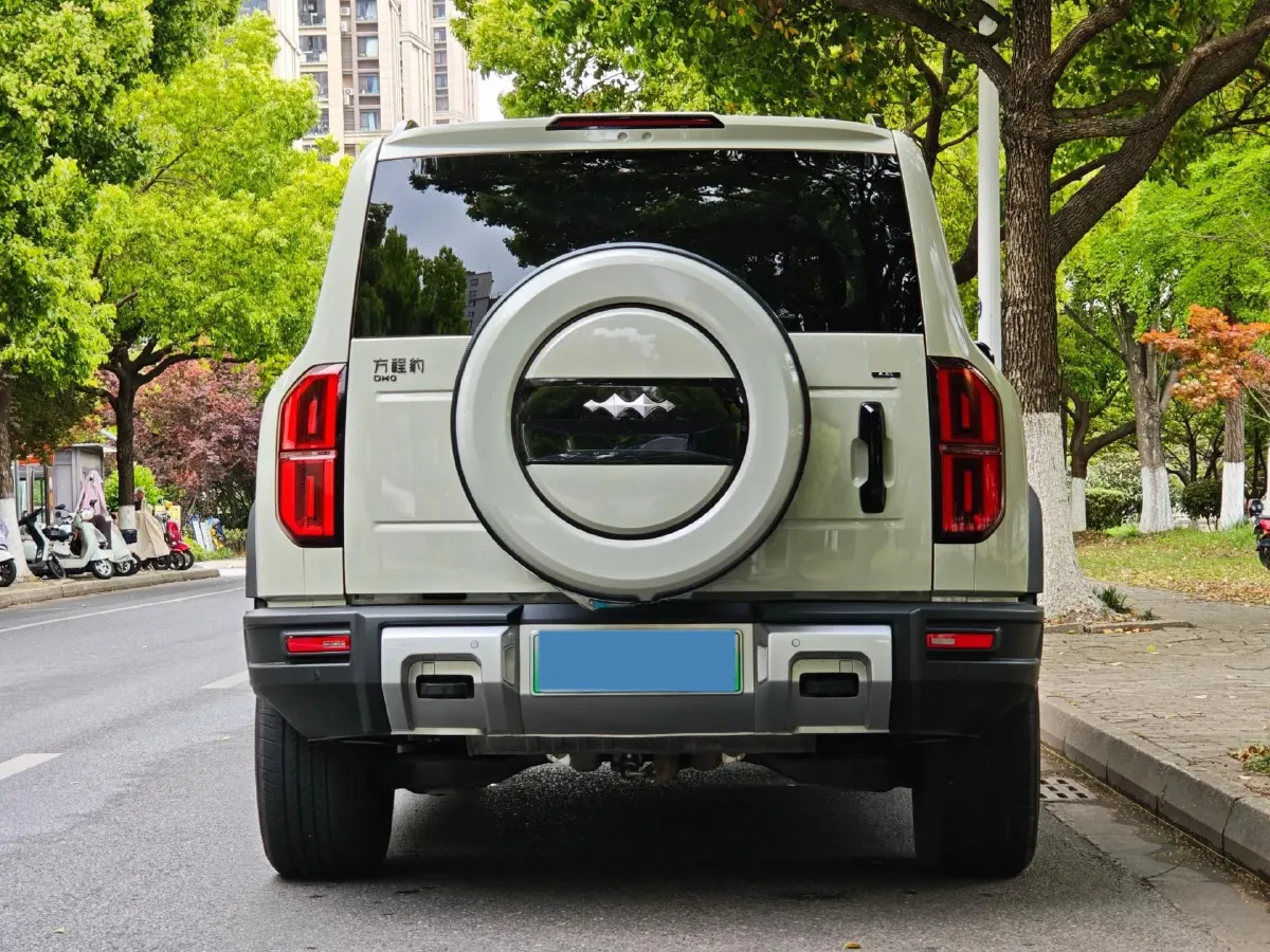 2023 FangChengBao Bao 5 1.5T 194HP L4 E-CVT PHEV 31.8KWH,autocango,china used car exporter,china ev exporter,chinese used car exporter,chinese used ev exporter