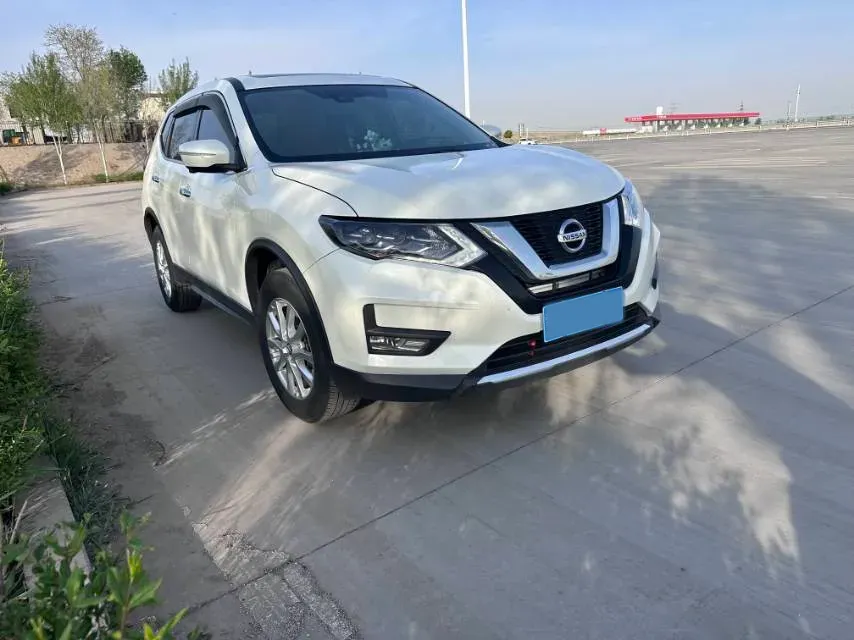 2022 Nissan X-Trail 2.0L 151HP L4 CVT,autocango,china used car exporter,china ev exporter,chinese used car exporter,chinese used ev exporter