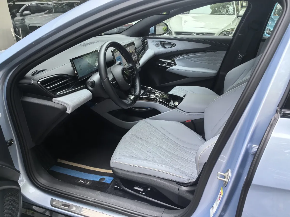 2023 BYD Seal BEV 61.4KWH,autocango,china used car exporter,china ev exporter,chinese used car exporter,chinese used ev exporter