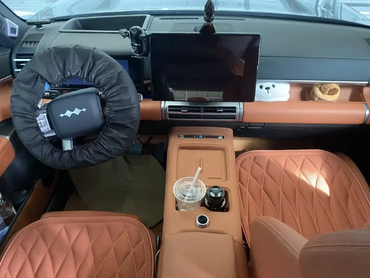 2025 FangChengBao Tai 7 1.5T 156HP L4 E-CVT PHEV,autocango,china used car exporter,china ev exporter,chinese used car exporter,chinese used ev exporter