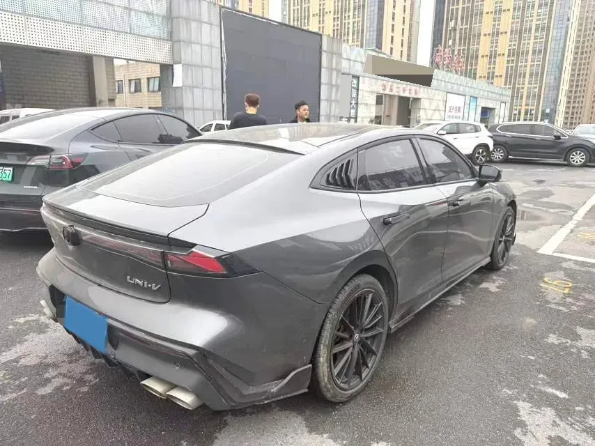 2023 ChangAn UNI-V 1.5T 188HP L4 7DCT,autocango,china used car exporter,china ev exporter,chinese used car exporter,chinese used ev exporter