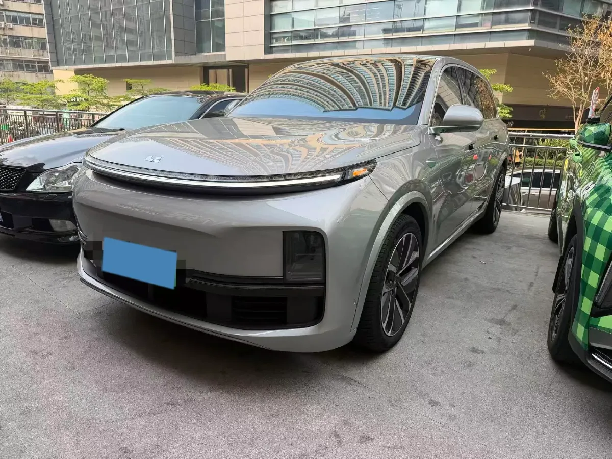 2024 Land Rover Range Rover Evoque 1.5T 200HP L3 8AT PHEV 15.5KWH,autocango,china used car exporter,china ev exporter,chinese used car exporter,chinese used ev exporter