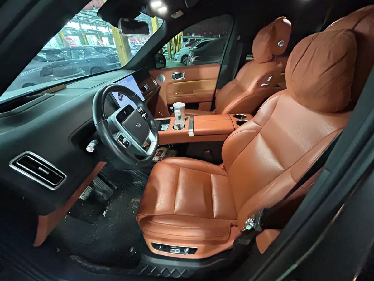 2023 Li L8 Range Extended 154HP REEV 40.9KWH,autocango,china used car exporter,china ev exporter,chinese used car exporter,chinese used ev exporter