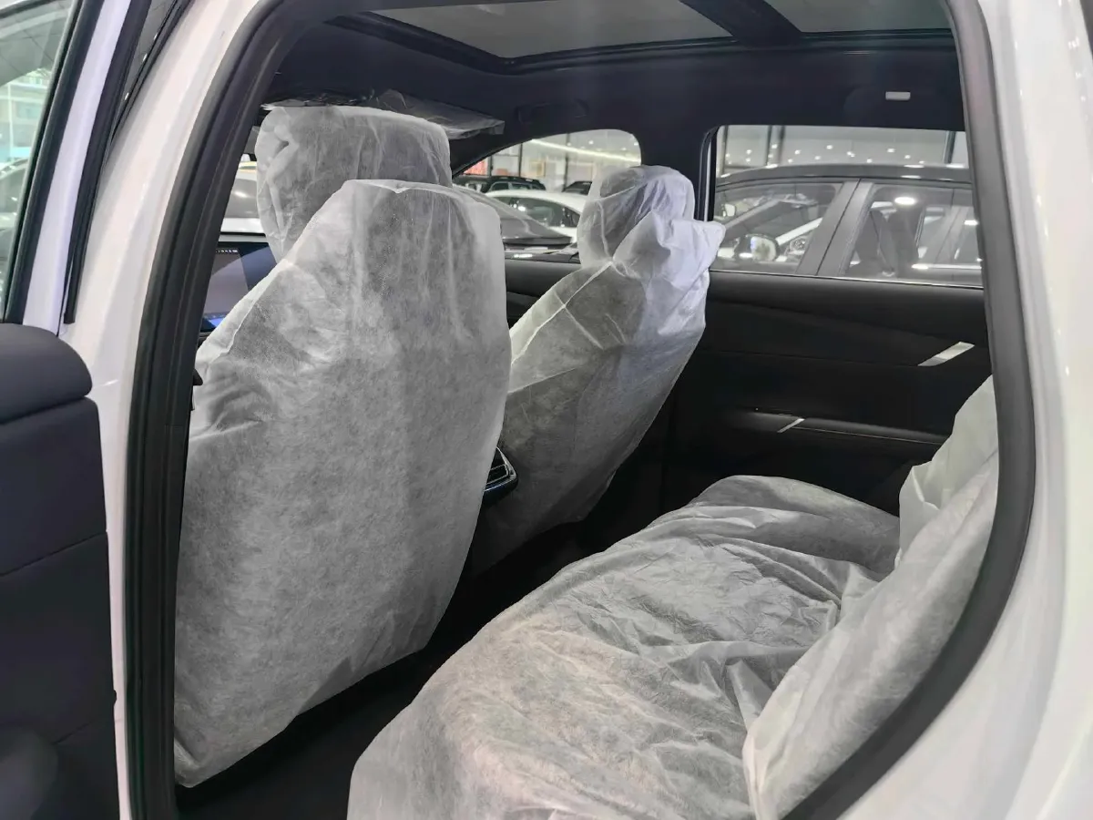 2025 ChangAn CS75 Plus 1.5T 192HP L4 8AT,autocango,china used car exporter,china ev exporter,chinese used car exporter,chinese used ev exporter