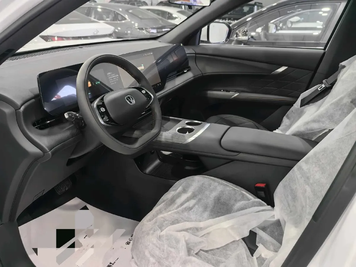 2025 ChangAn CS75 Plus 1.5T 192HP L4 8AT,autocango,china used car exporter,china ev exporter,chinese used car exporter,chinese used ev exporter