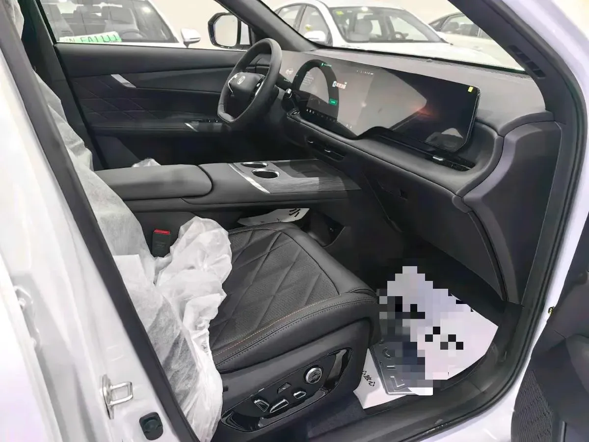 2025 ChangAn CS75 Plus 1.5T 192HP L4 8AT,autocango,china used car exporter,china ev exporter,chinese used car exporter,chinese used ev exporter