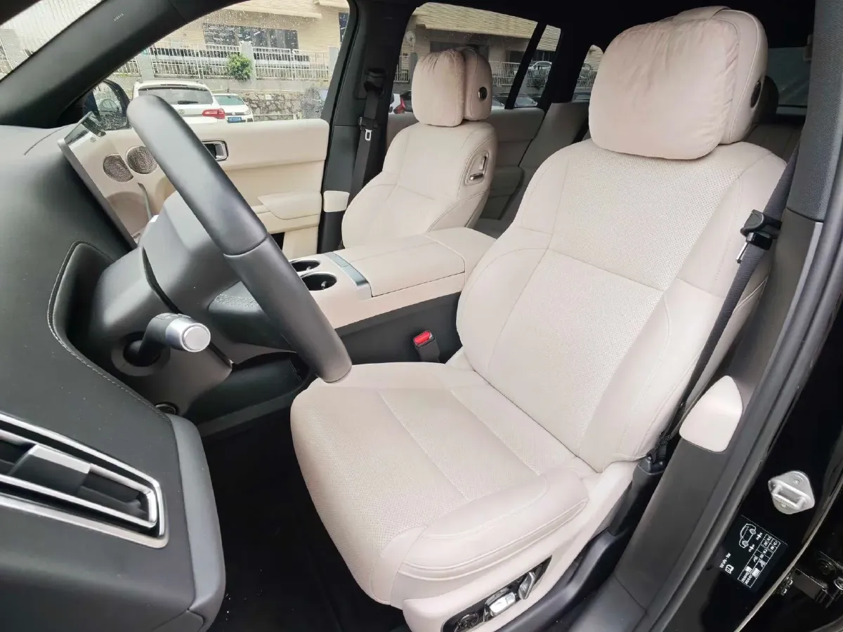 2024 Li L8 Range Extended 154HP REEV 42.8KWH,autocango,china used car exporter,china ev exporter,chinese used car exporter,chinese used ev exporter