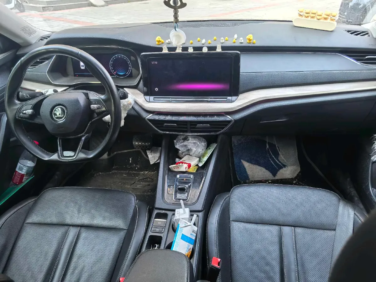 2021 Skoda Octavia 1.4T 150HP L4 7DCT,autocango,china used car exporter,china ev exporter,chinese used car exporter,chinese used ev exporter