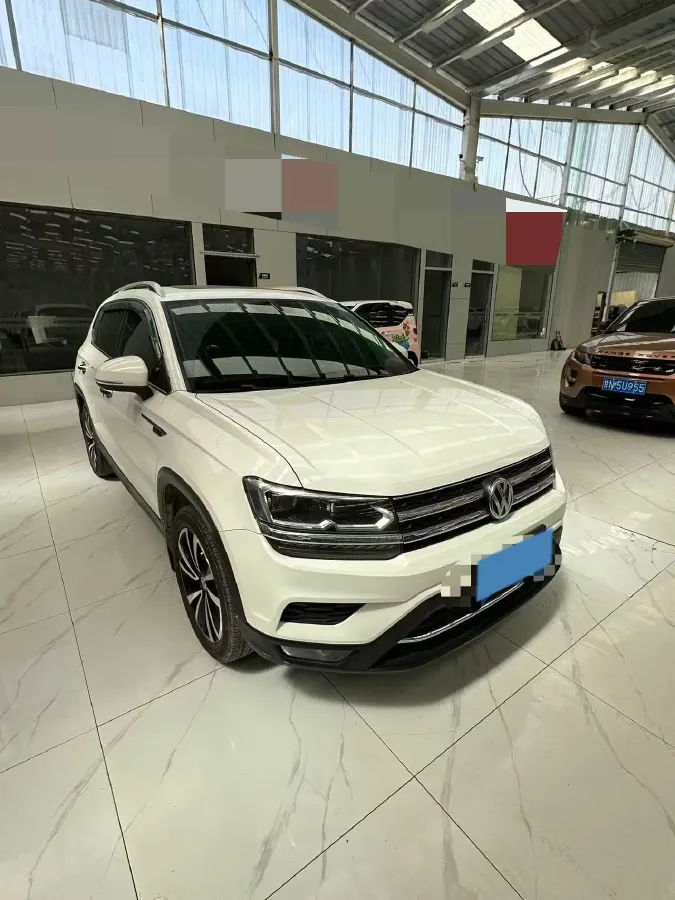 2019 MINI MINI 1.5T 102HP L3 7DCT,autocango,china used car exporter,china ev exporter,chinese used car exporter,chinese used ev exporter