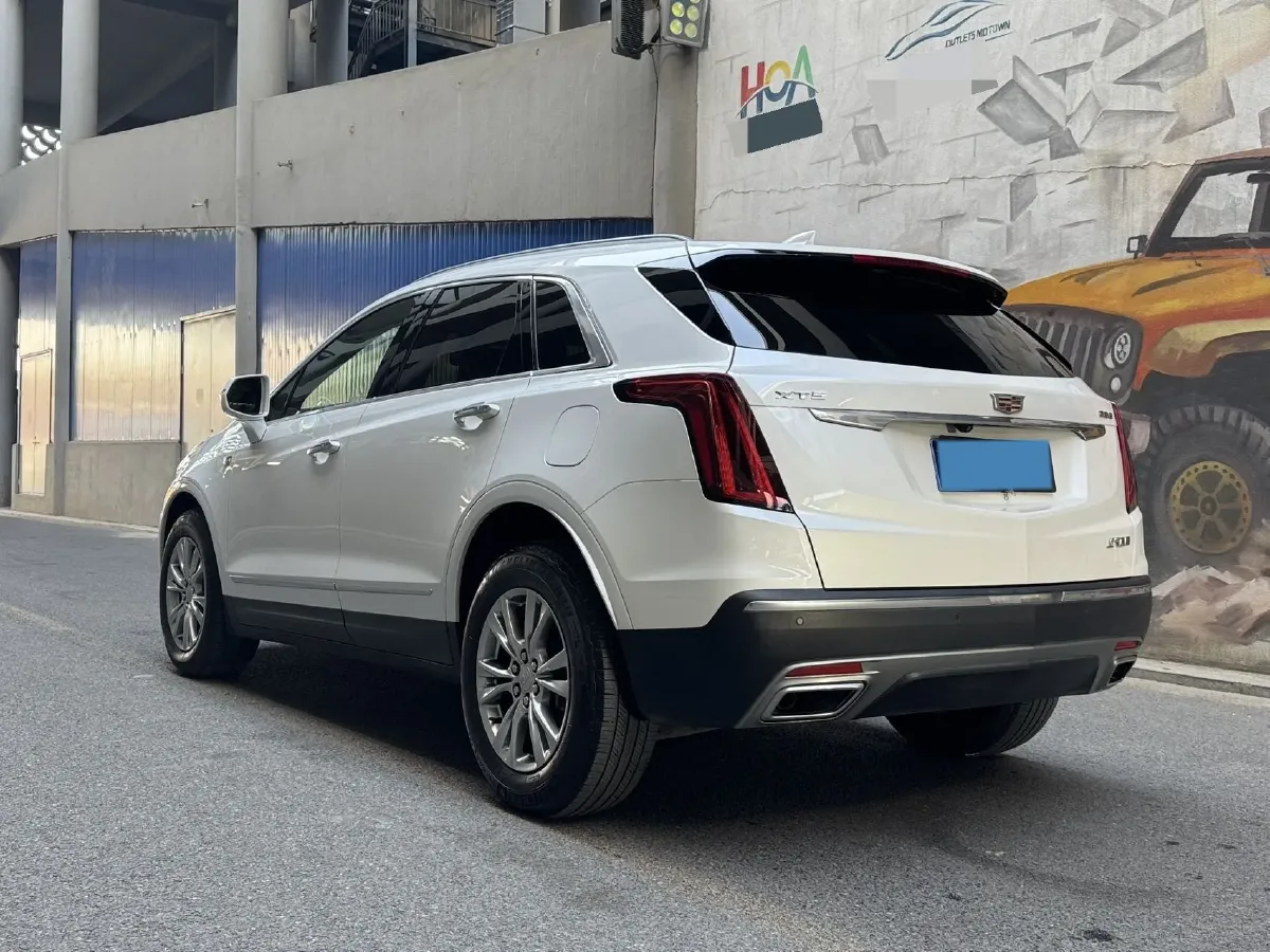 2021 Cadillac XT5 2.0T 237HP L4 9AT,autocango,china used car exporter,china ev exporter,chinese used car exporter,chinese used ev exporter