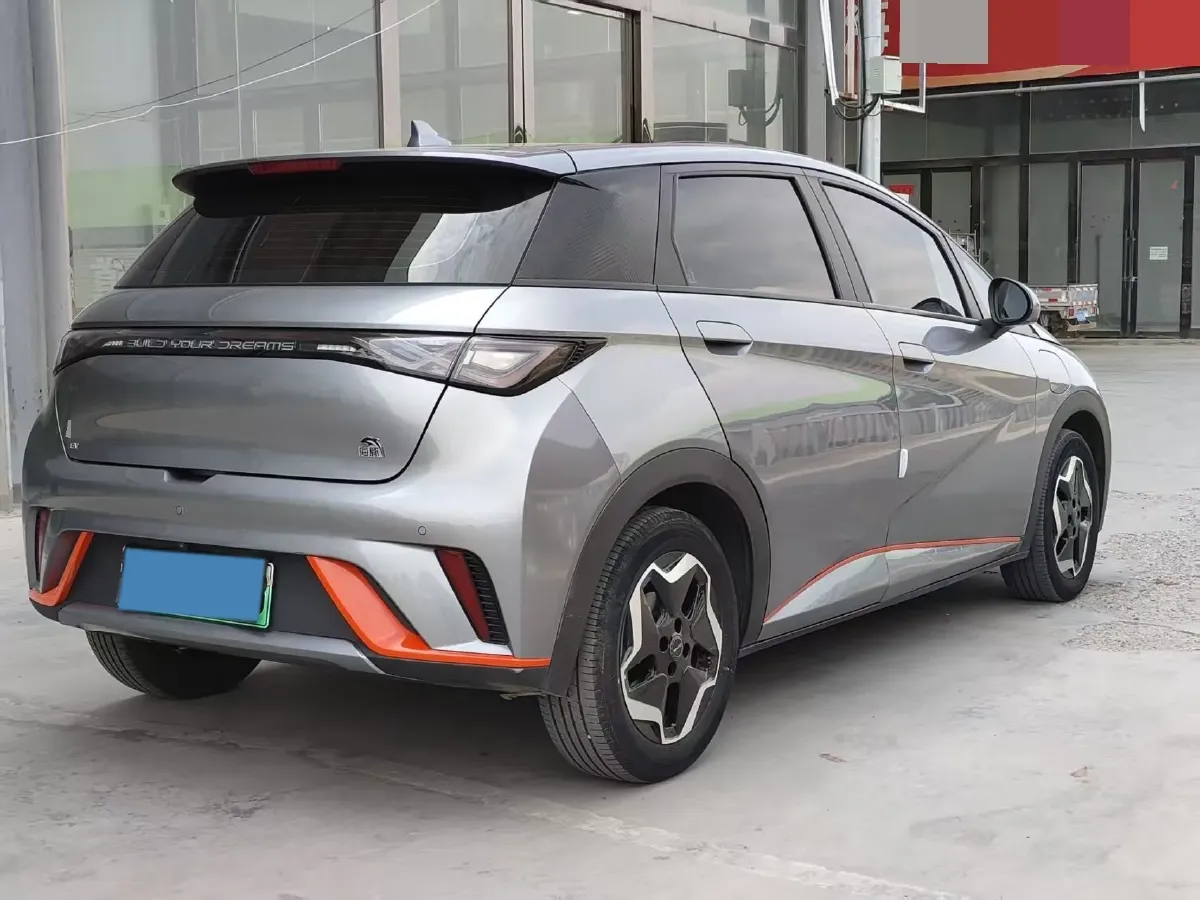 2021 Ford Escort 1.5L 122HP L3 6AT,autocango,china used car exporter,china ev exporter,chinese used car exporter,chinese used ev exporter