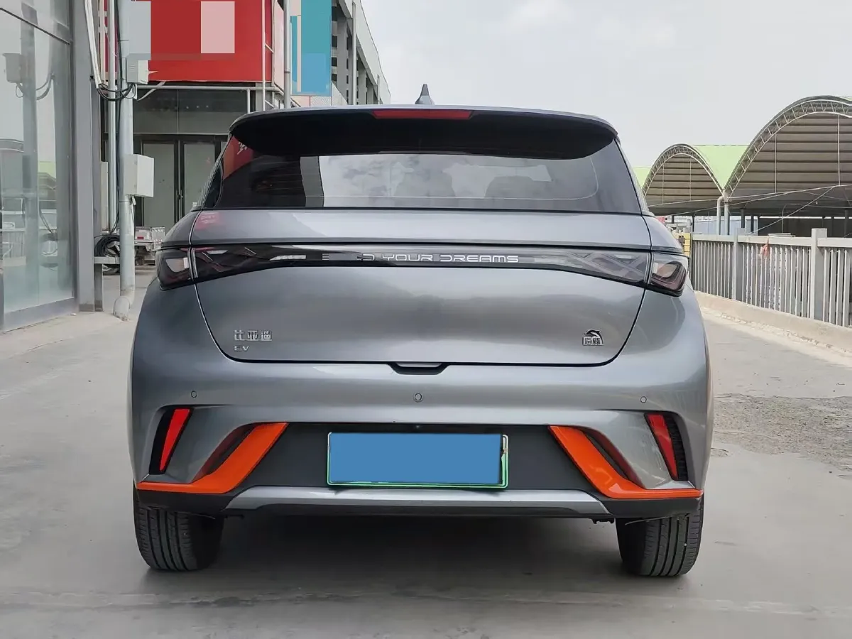 2021 Ford Escort 1.5L 122HP L3 6AT,autocango,china used car exporter,china ev exporter,chinese used car exporter,chinese used ev exporter