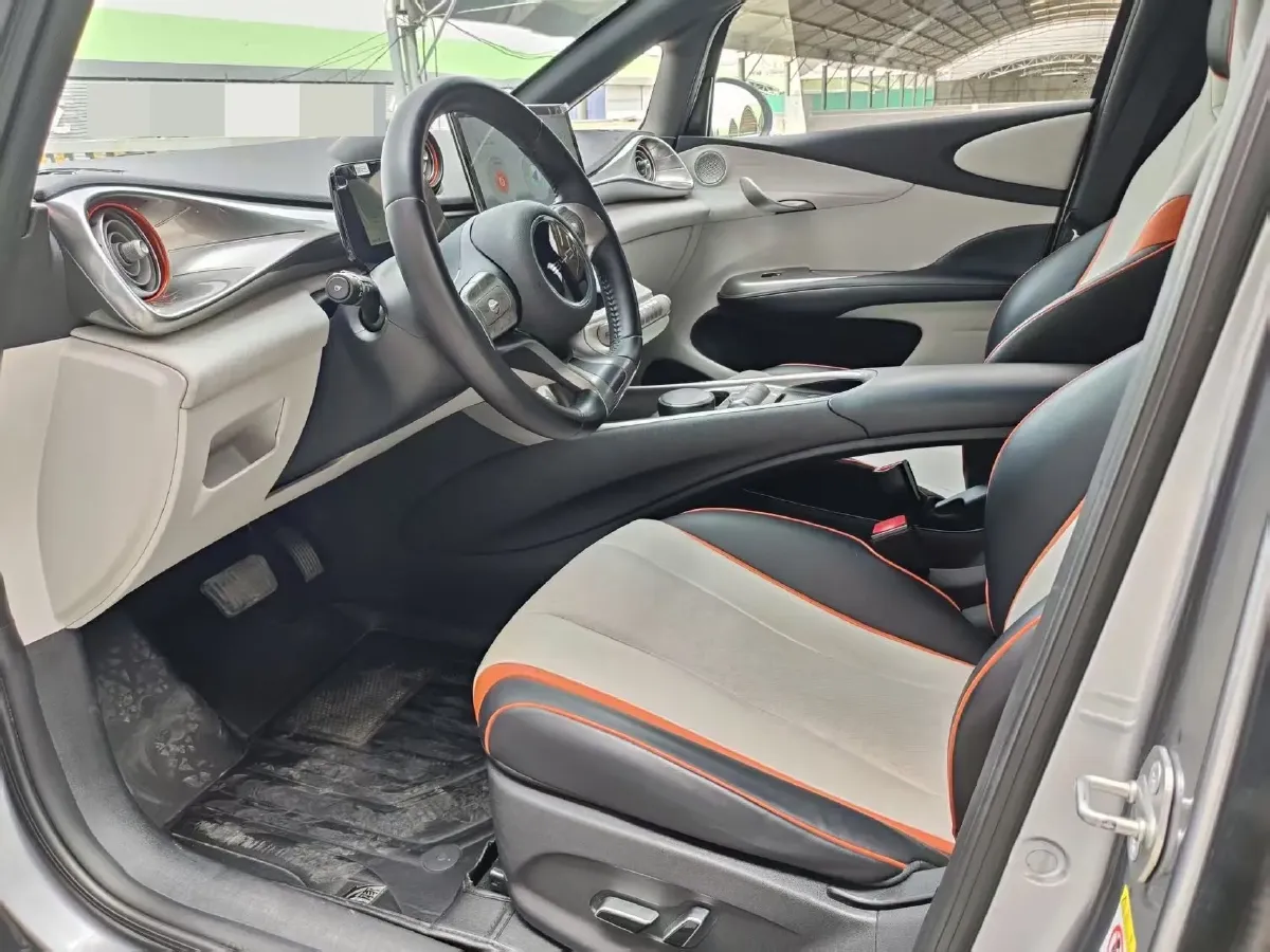 2021 Ford Escort 1.5L 122HP L3 6AT,autocango,china used car exporter,china ev exporter,chinese used car exporter,chinese used ev exporter