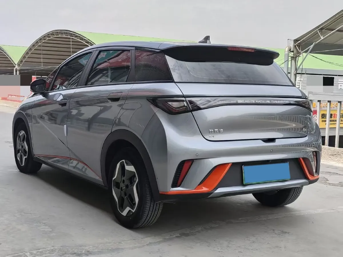 2021 Ford Escort 1.5L 122HP L3 6AT,autocango,china used car exporter,china ev exporter,chinese used car exporter,chinese used ev exporter