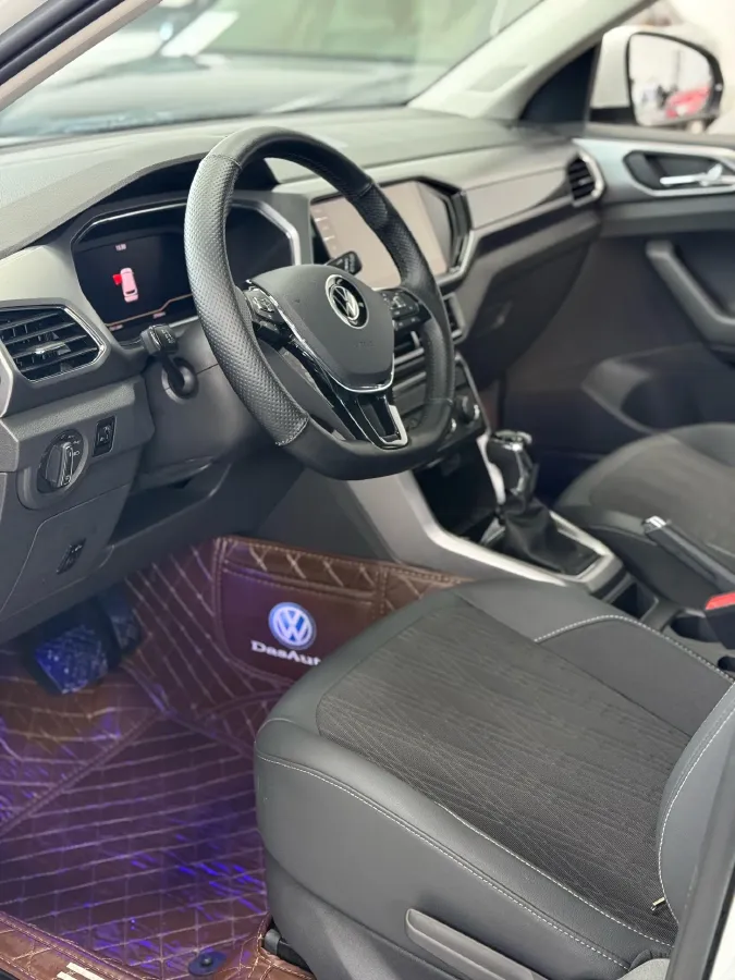 2023 Volkswagen T-Cross 1.5T 160HP L4 7DCT,autocango,china used car exporter,china ev exporter,chinese used car exporter,chinese used ev exporter