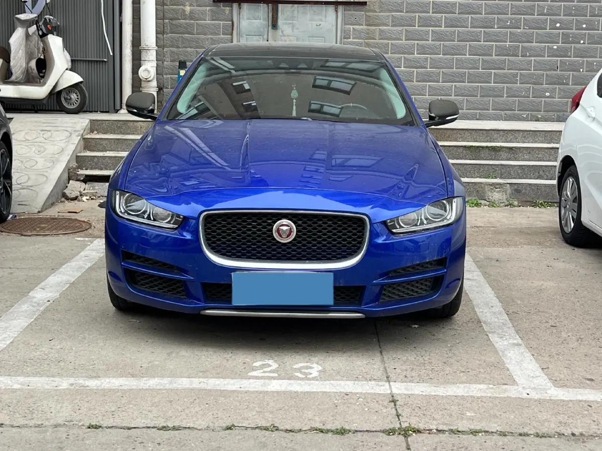 2018 Volkswagen Tiguan L 2.0T 220HP L4 7DCT,autocango,china used car exporter,china ev exporter,chinese used car exporter,chinese used ev exporter