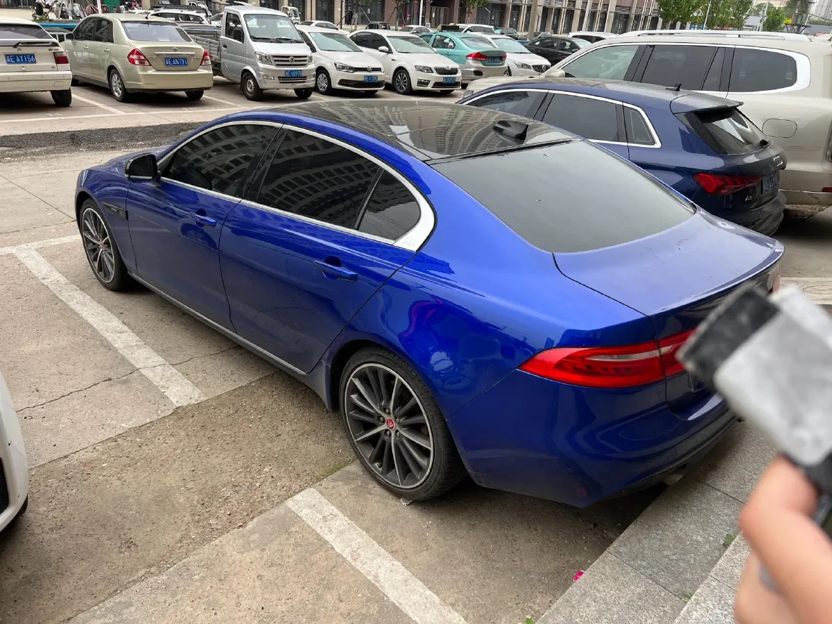 2018 Volkswagen Tiguan L 2.0T 220HP L4 7DCT,autocango,china used car exporter,china ev exporter,chinese used car exporter,chinese used ev exporter